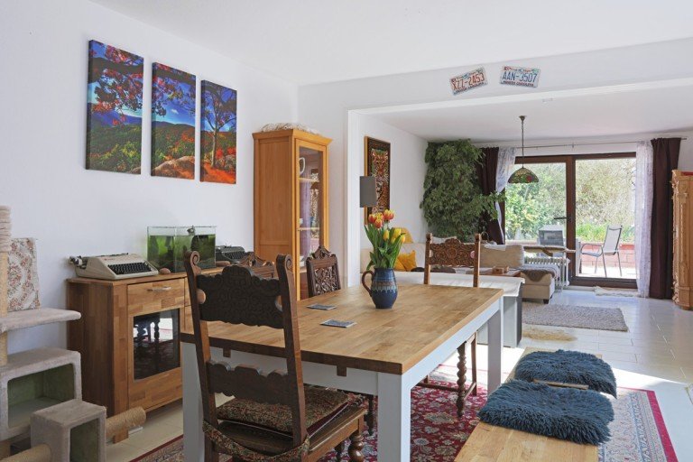 Essen und Wohnen Karlsruhe Erdgeschosswohnung Helle 3-Zimmer-Wohnung mit kleinem Garten und Blick ins Gr�ne