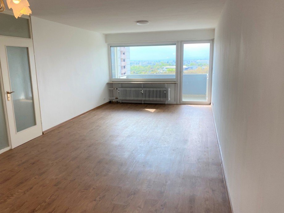Wohnzimmer Etagenwohnung Karlsruhe