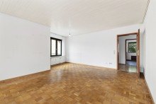 Wohn- und Esszimmer Lichtdurchflutete 3-Zimmer-Wohnung mit Loggia und TG-Stellplatz