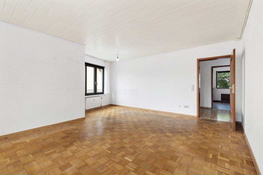 Wohn- und Esszimmer Etagenwohnung Karlsruhe
