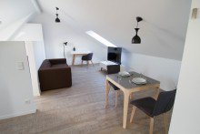 Wohn-Essbereich A Hochwertig ausgestattetes Business-Apartment  Gustav  in KA-Durlach