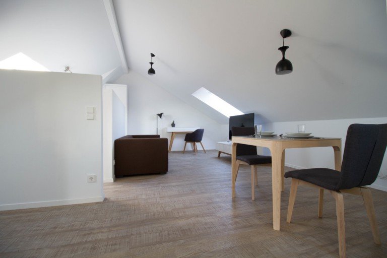 Wohn-Essbereich B Karlsruhe Dachgeschosswohnung Hochwertig ausgestattetes Business-Apartment Gustav in KA-Durlach