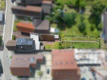 Vogelperspektive Gro�z�giges Geb�udeensemble auf weitl�ufigem Grundst�ck im Ortskern von Bischweier