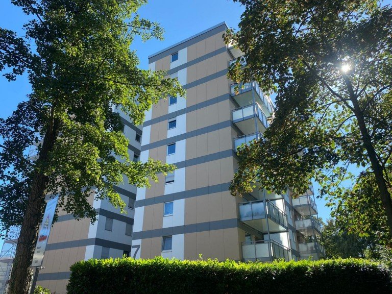 Au�enansicht Ettlingen Etagenwohnung Sch�ne 2-Zimmer-Wohnung mit gro�em Balkon und Tiefgaragenstellplatz