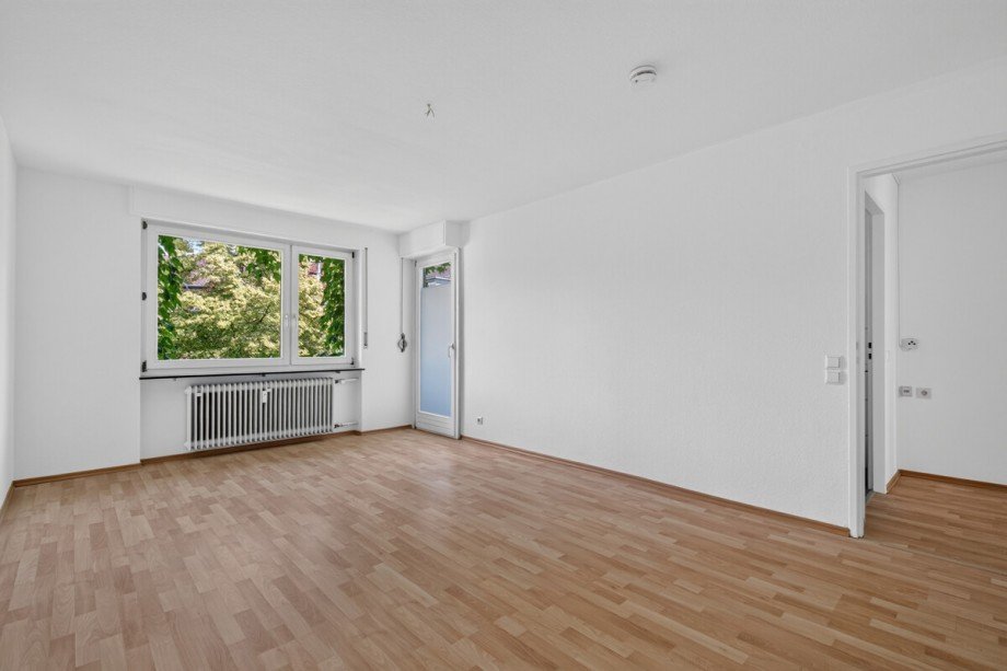 Wohnzimmer Etagenwohnung Karlsruhe / S�dstadt
