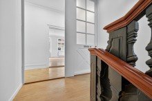 Treppenhaus Ettlinger Premium-Lage: B�ro, Praxis oder Einzelhandel - entscheiden Sie selbst!