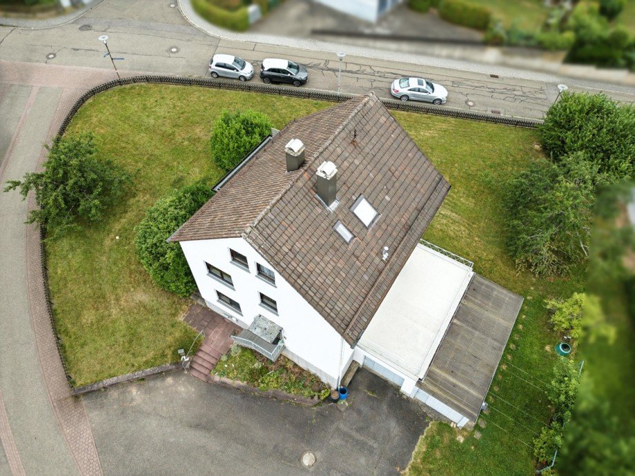Vogelperspektive Mehrfamilienhaus Ettlingen / Sch�llbronn