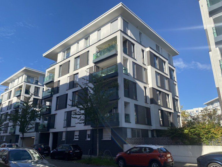  Karlsruhe / S�dstadt Etagenwohnung Wundersch�ne 4-Zimmer-Wohnung im Citypark mit gro�em Balkon und Stellplatz