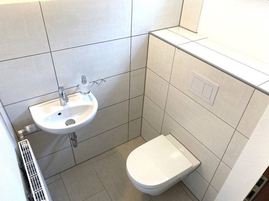 G�ste-WC Reihenmittelhaus Karlsruhe