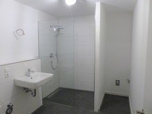 Bad A Erstbezug nach Sanierung: M�bliertes Appartement in guter Lage in Muggensturm